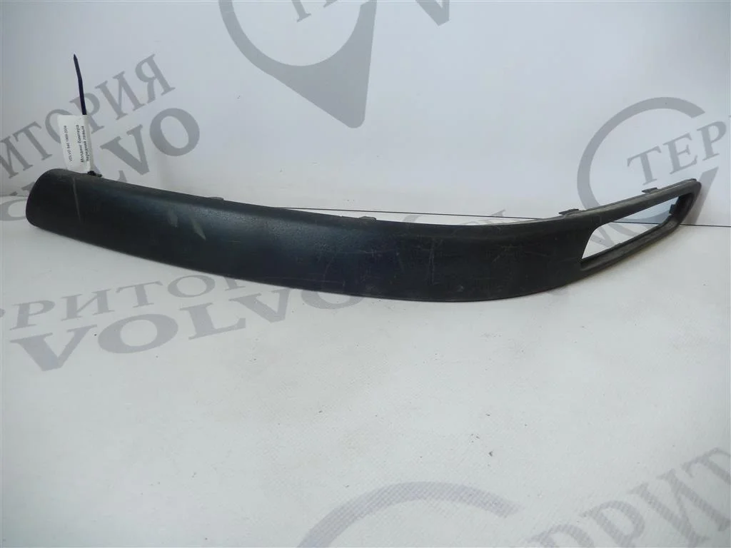 Молдинг бампера передний левый
