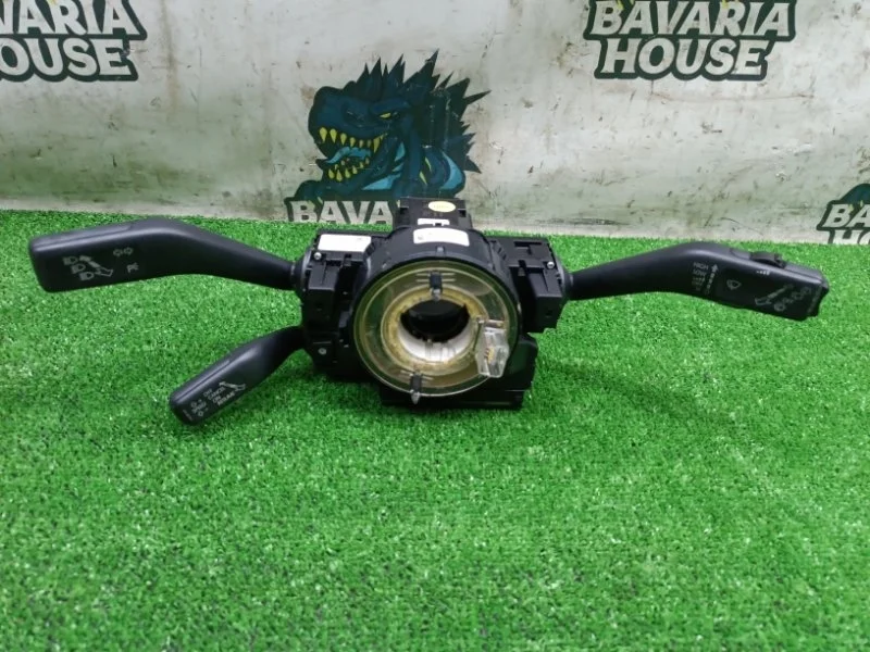 Блок подрулевых переключателей volkswagen Passat 2009 3C9953513S B6 BZB