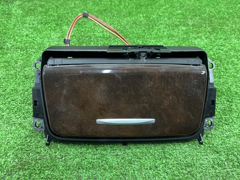 Пепельница BMW 3 2011 51167132380 E90 N53B30A