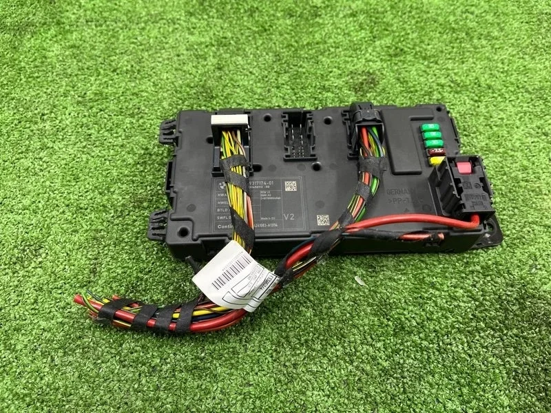 Блок управления бортовой сети BMW 3 2013 61359499001 F30 N20B20B