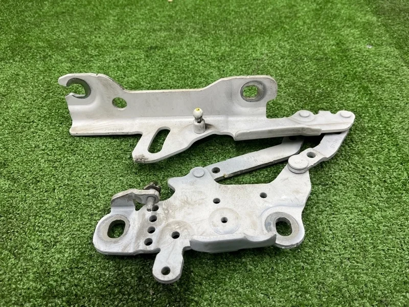 Петля капота правая BMW 3 2013 41617286344 F30 N20B20B