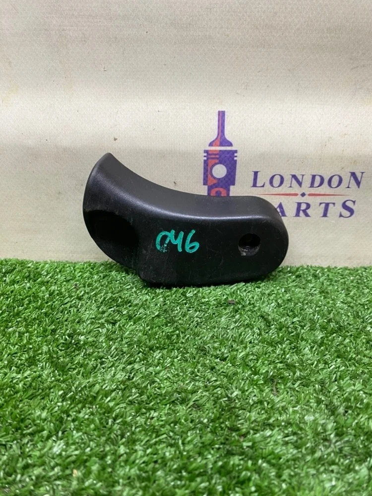 Рычаг капота BMW E46