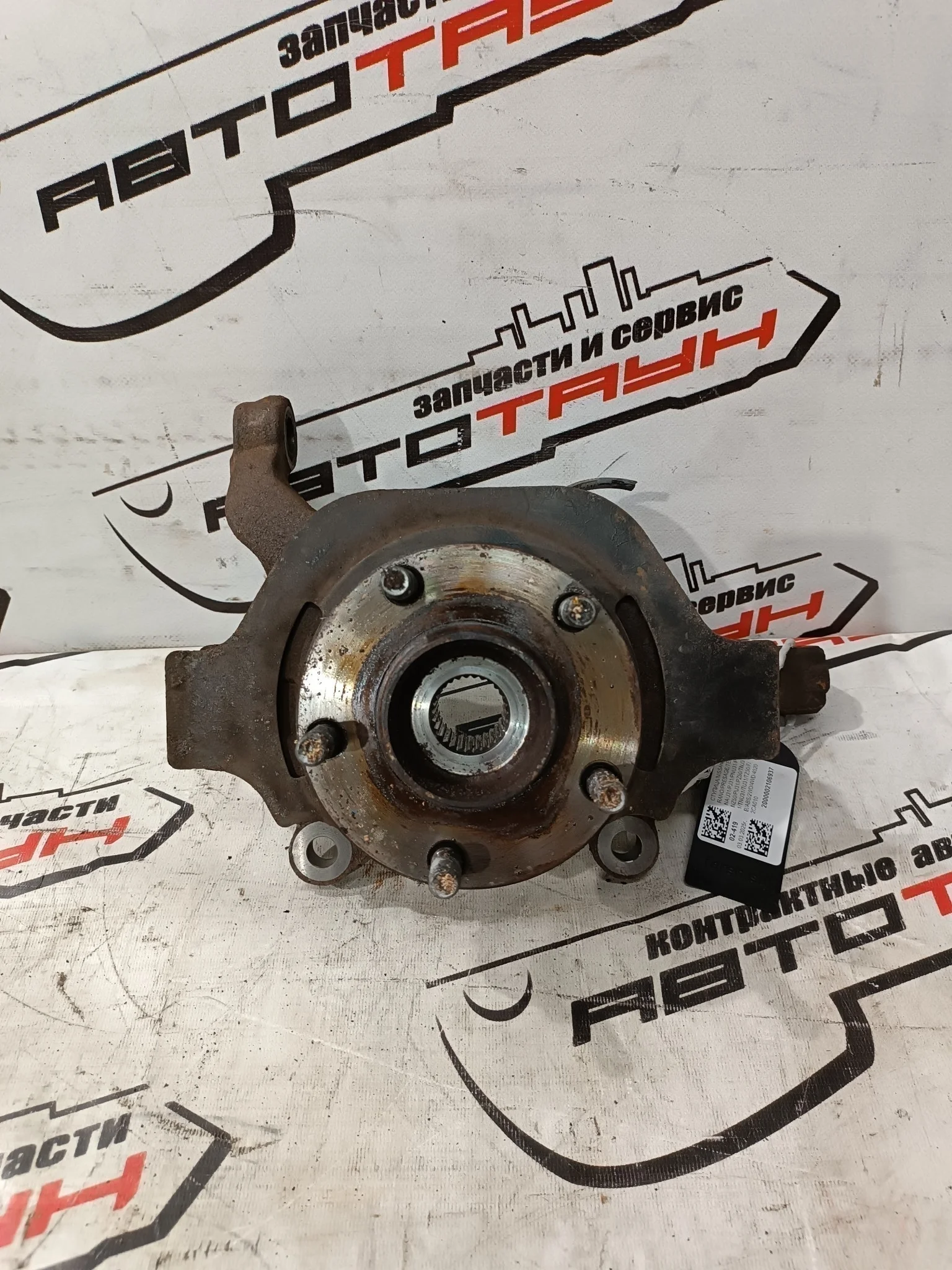 СТУПИЦА NISSAN ПЕРЕД ПРАВО 40014CN000