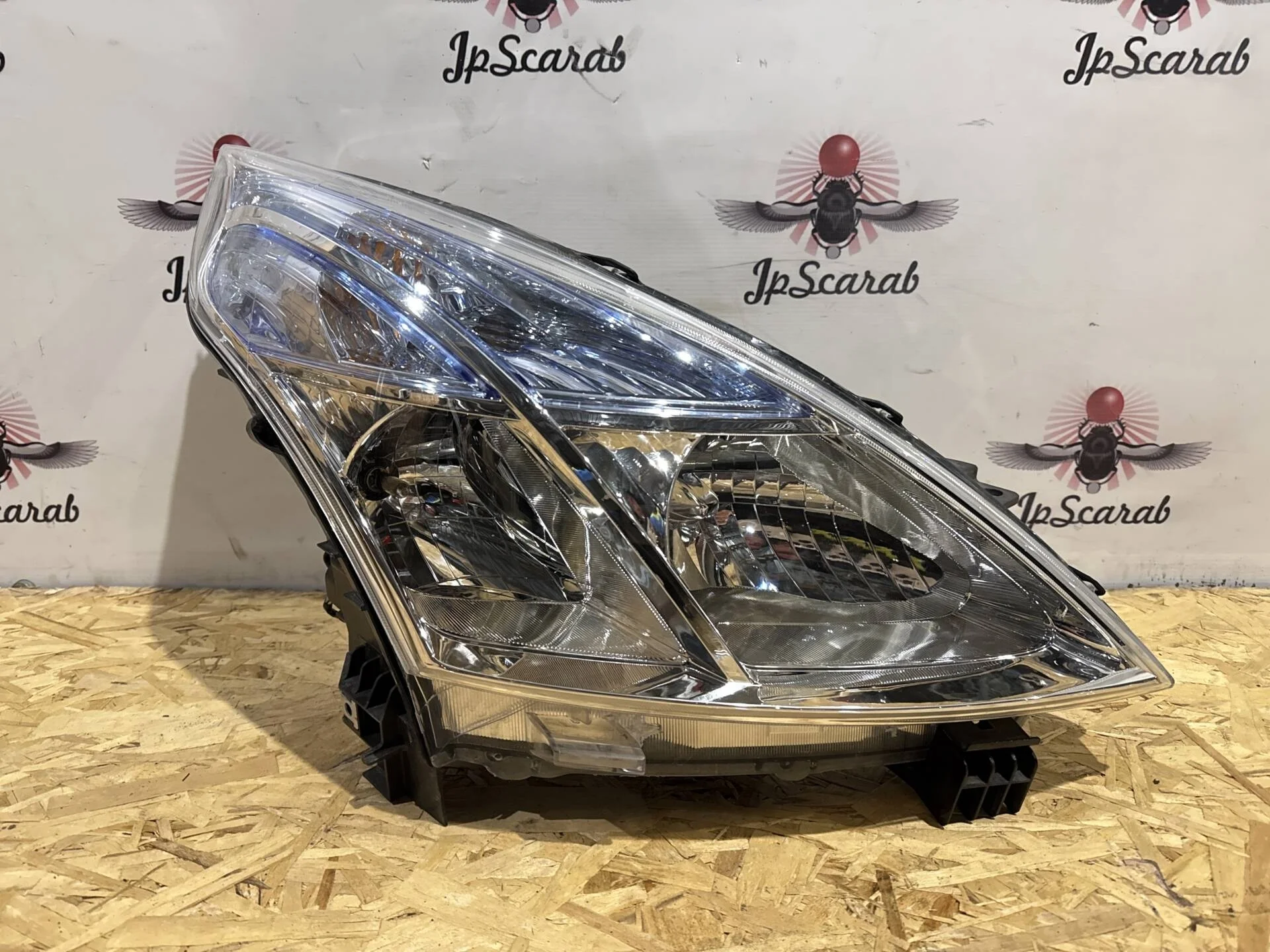 Фара правая Nissan Teana J32 Галоген