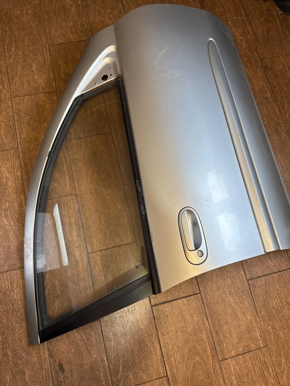 Дверь передняя правая Nissan Almera Classic I (2006—2013)