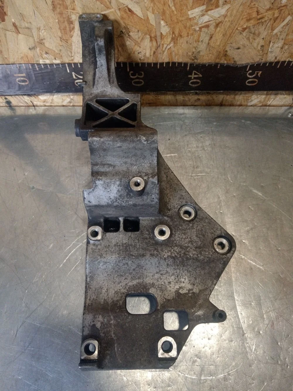 Кронштейн генератора Nissan Navara D40 рестайлинг (2010—2015) 2010 KAP