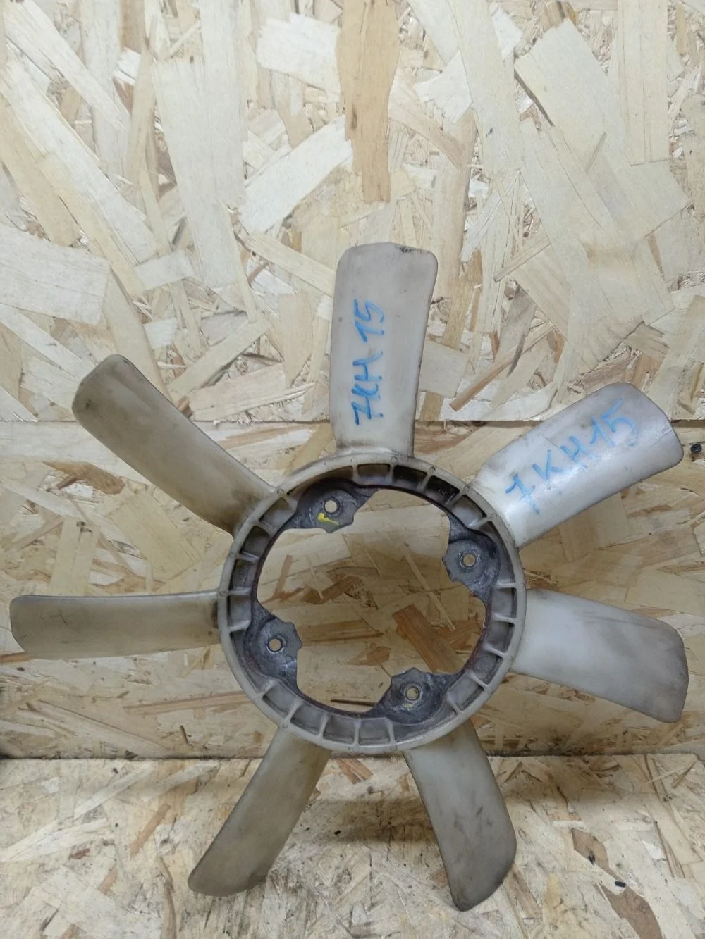 Крыльчатка вентилятора Nissan Navara D40 рестайлинг (2010—2015) 2010 KAP