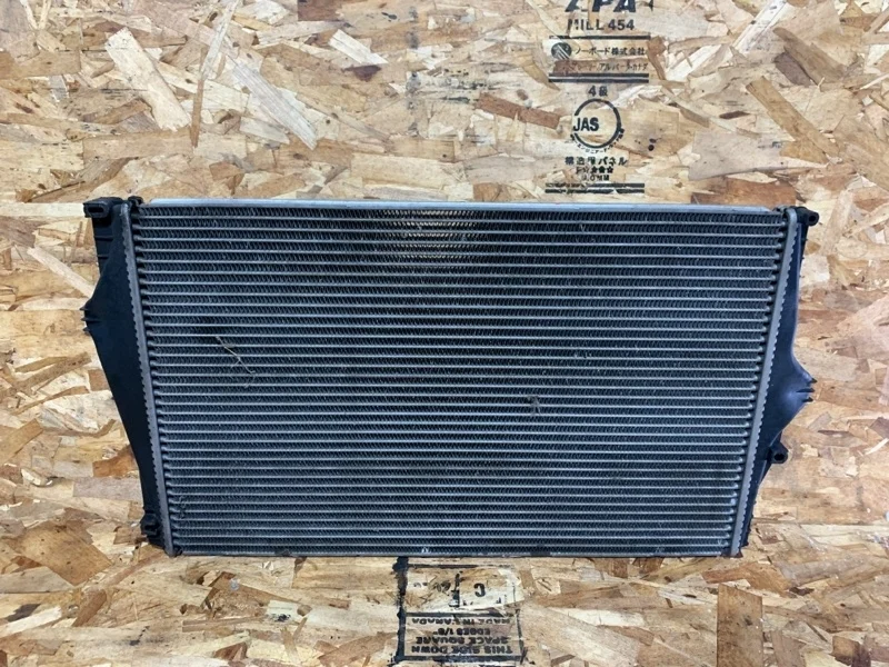 Интеркулер Volvo XC 90