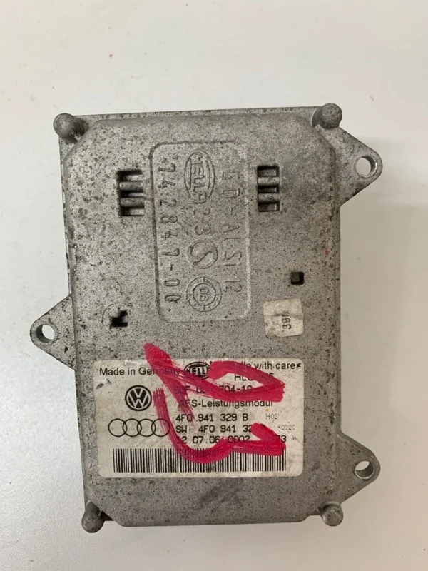 Блок ксенона Audi А6 C6