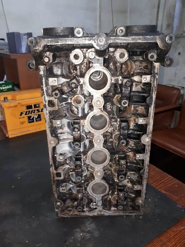 Головка блока цилиндров Opel Astra 2009 H