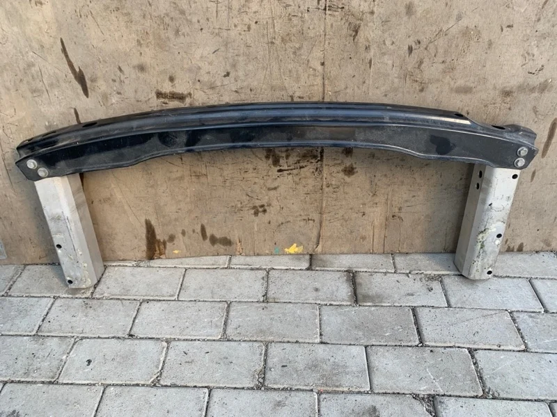 Усилитель бампера Audi A4 2007-2015 B8