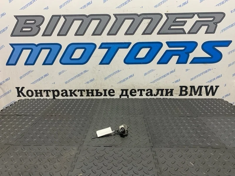 Камера бокового обзора Bmw 750Li 2013 66539240352 F02 N63B44B