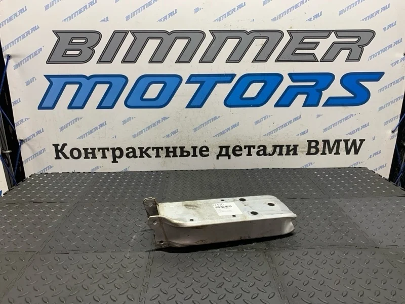 Кронштейн усилителя бампера BMW 3 51117266192 F30, правый