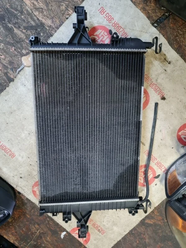 Радиатор охлаждения двигателя VOLVO S60 2005 RS