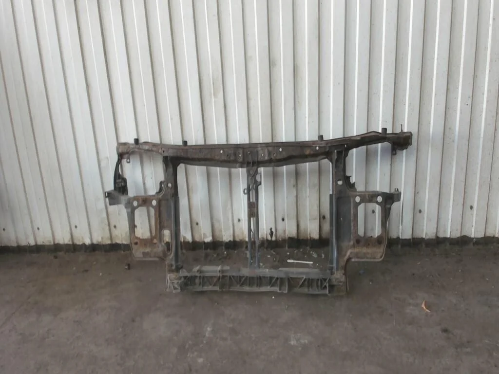 Панель передняя Kia Cerato