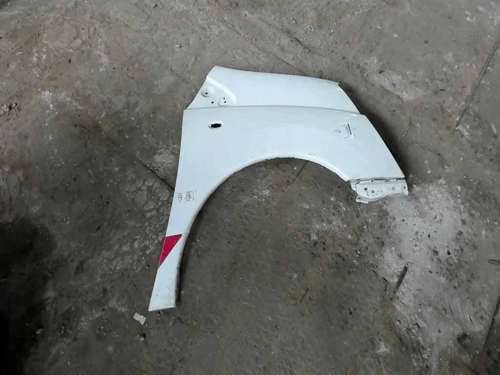 Крыло переднее правое Peugeot Expert