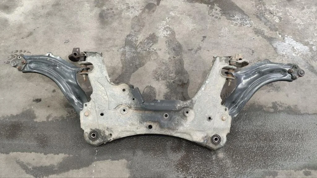 Балка передняя Renault Kangoo