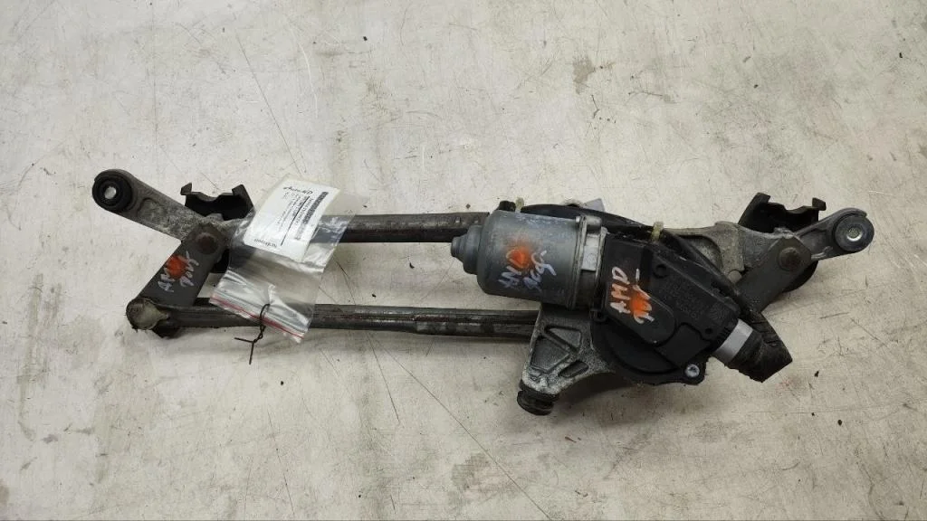 Трапеция стеклоочистителя Toyota Corolla