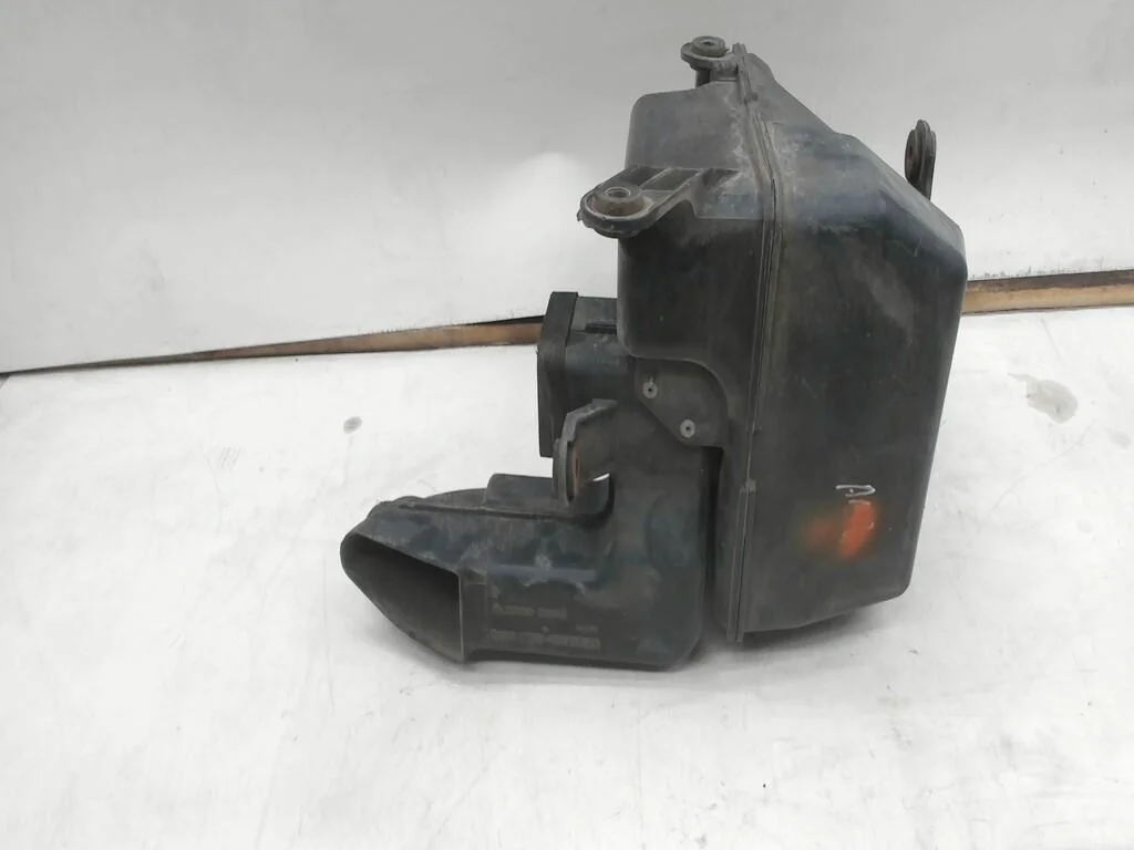 Воздухозаборник воздушного Hyundai Sonata