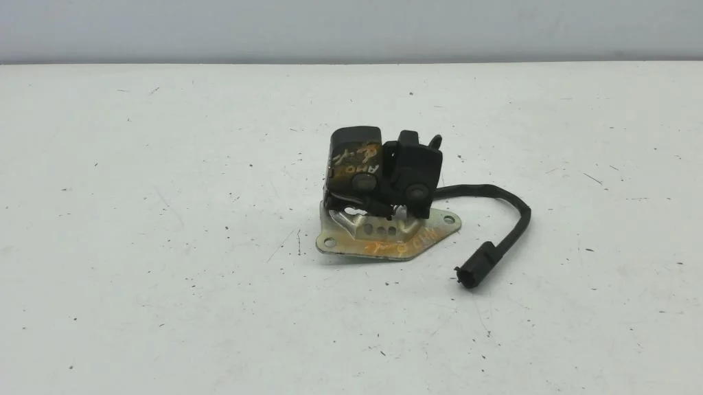 Замок багажника Fiat Albea