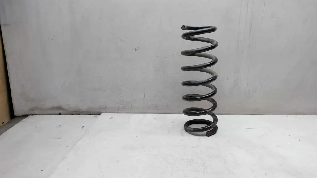 Пружина задняя Mitsubishi Outlander