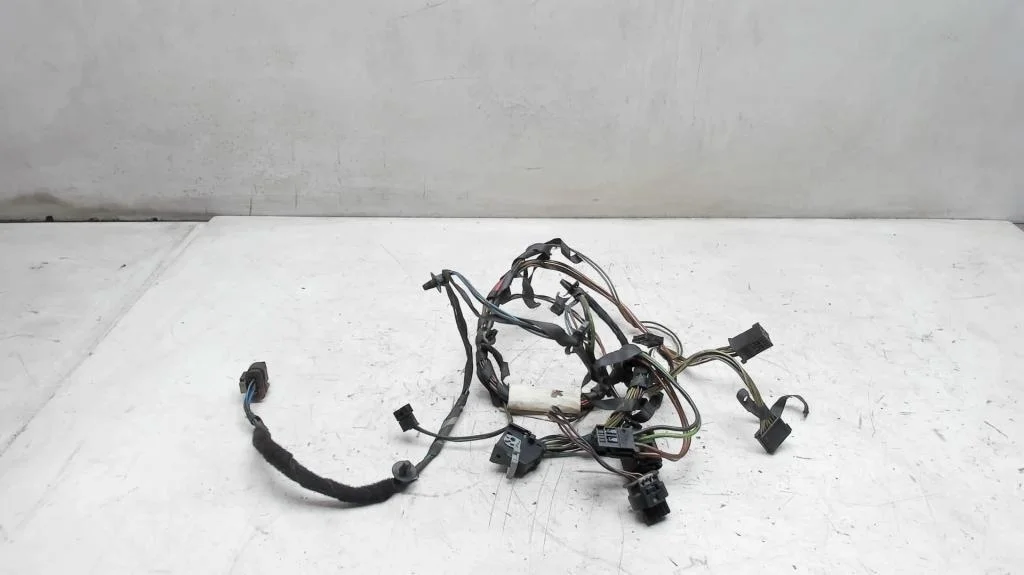 Проводка двери передней Л=П Mercedes Benz