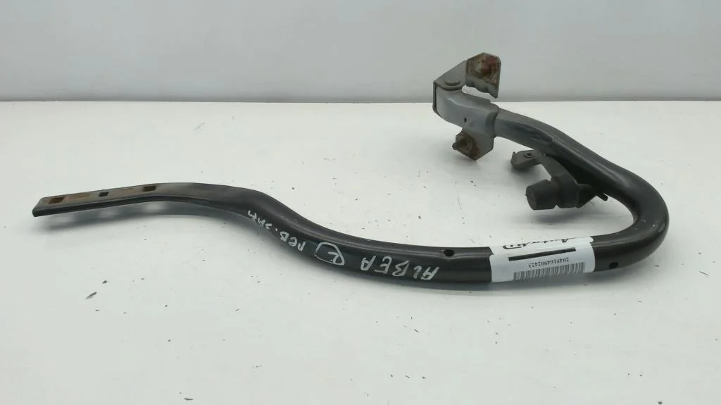 Петля багажника левая Fiat Albea