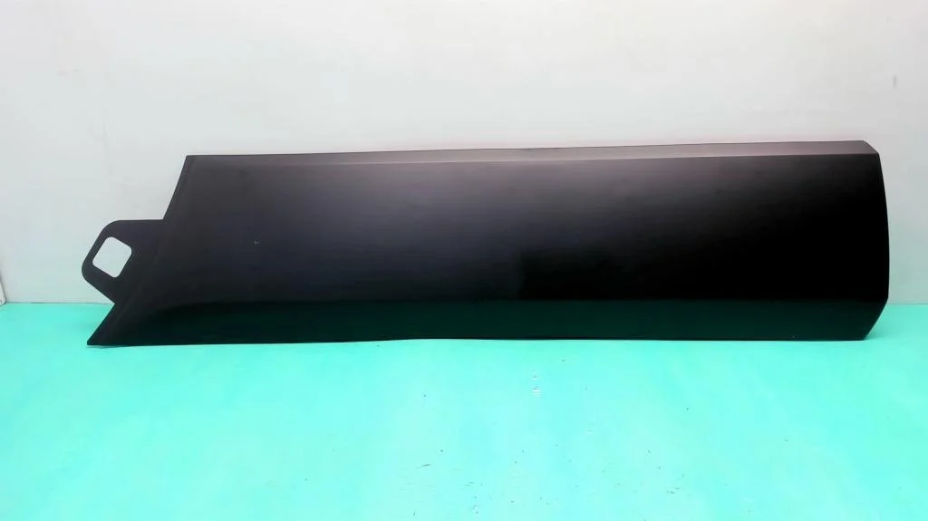 Молдинг двери передней правой Ford Transit