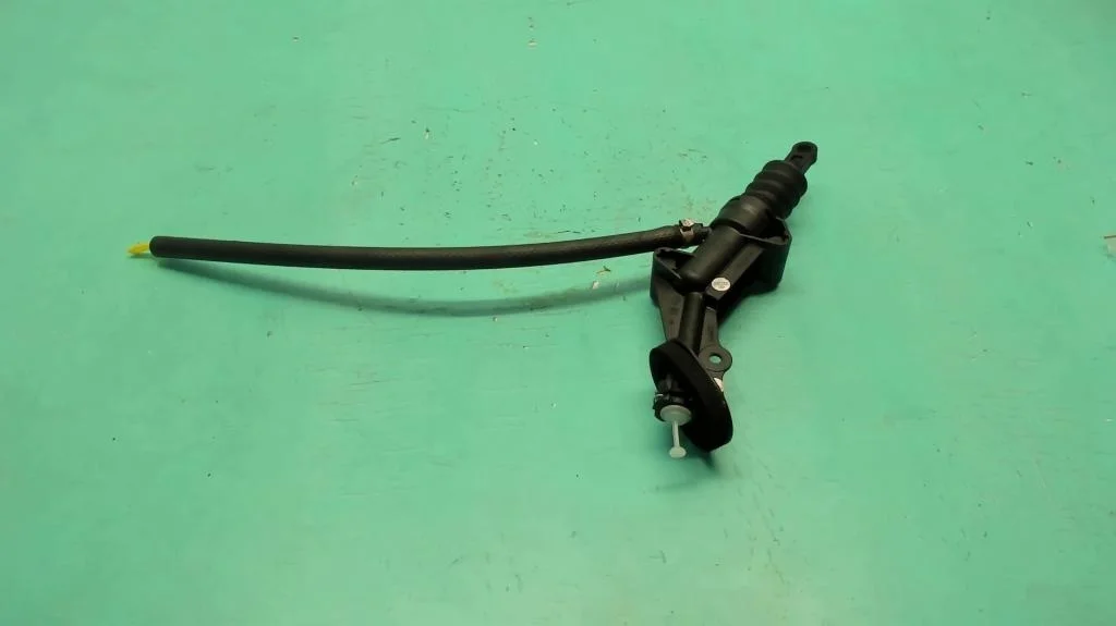 Цилиндр сцепления главный Ford Transit