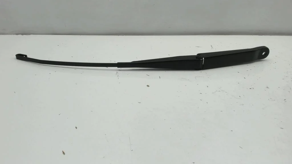 Поводок стеклоочистителя правый Fiat Doblo