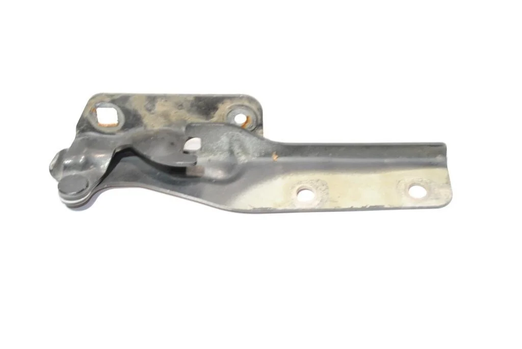 Петля капота правая Fiat Doblo