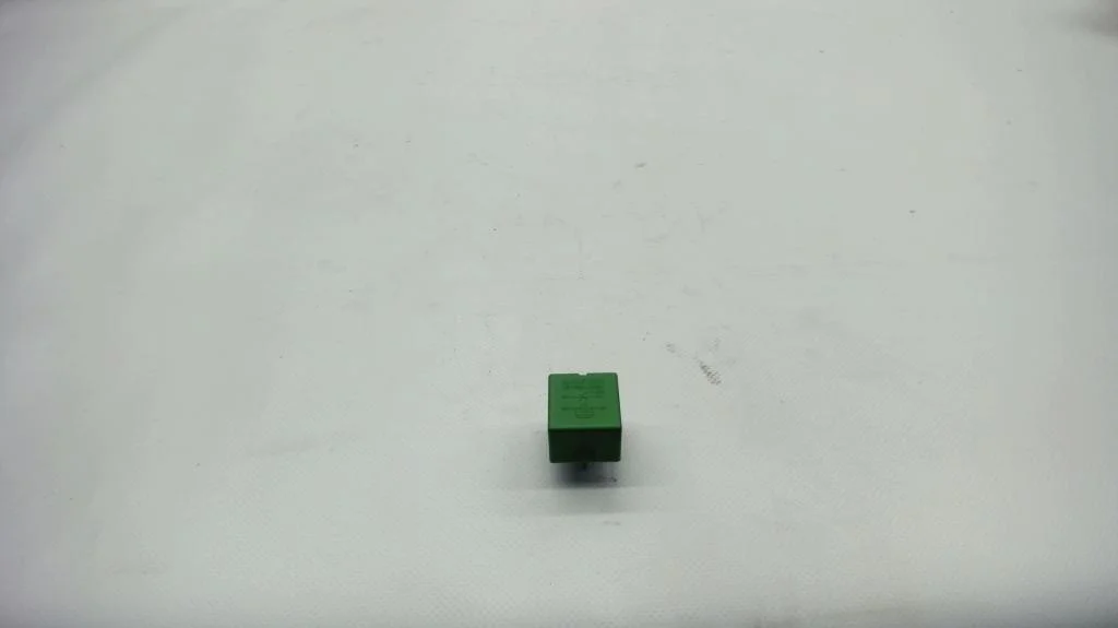 Реле управления мотором Peugeot Expert