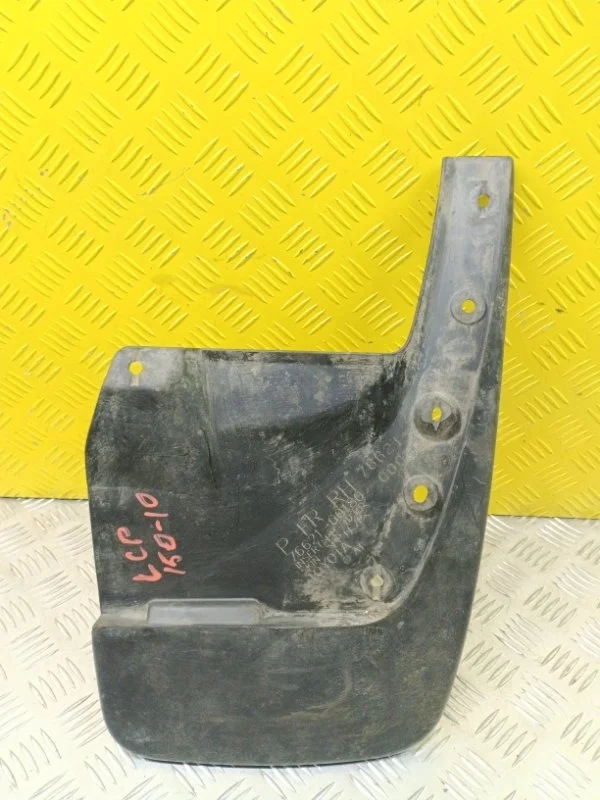 Брызговик передний правый Toyota Land Cruiser Prado 150 (2009-2023) 2019 7662160180 ВНЕДОРОЖНИК 2.8 D 1GDFTV