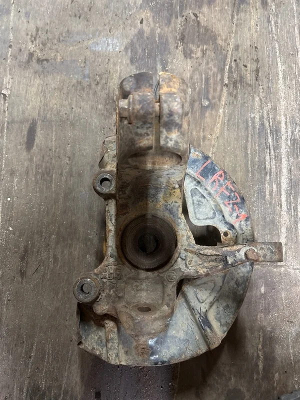 Кулак поворотный правый Land Rover Freelander Ii (2006-2014) 2008 LR006858 ПИКАП 2.2 D 224DT