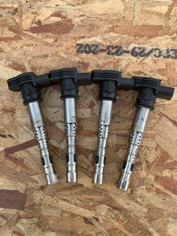 Катушка зажигания Volkswagen Jetta 2005-2011