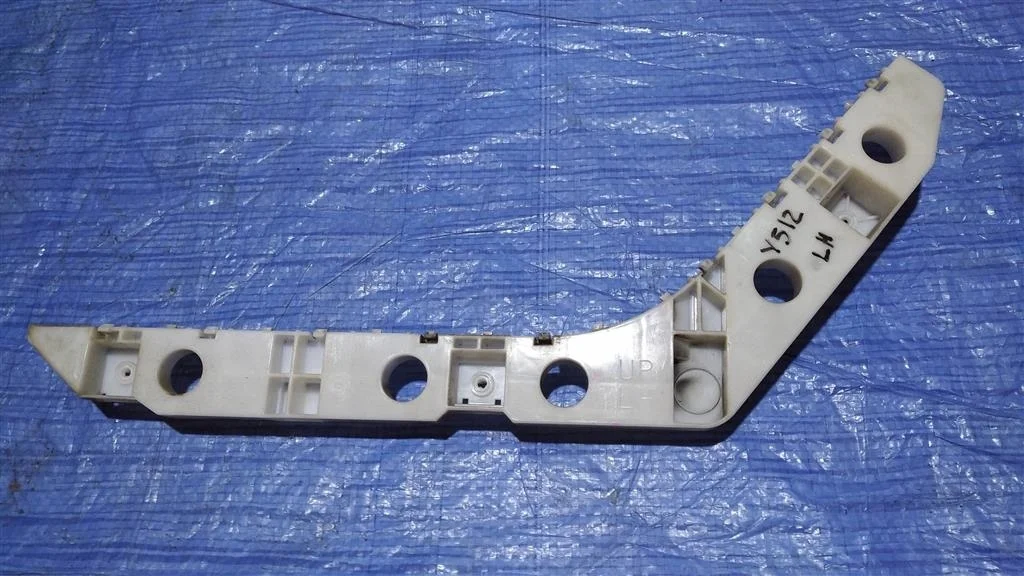 Б.у. крепление бампера зад INFINITI M37 Y51 INFINITI M37 Y51