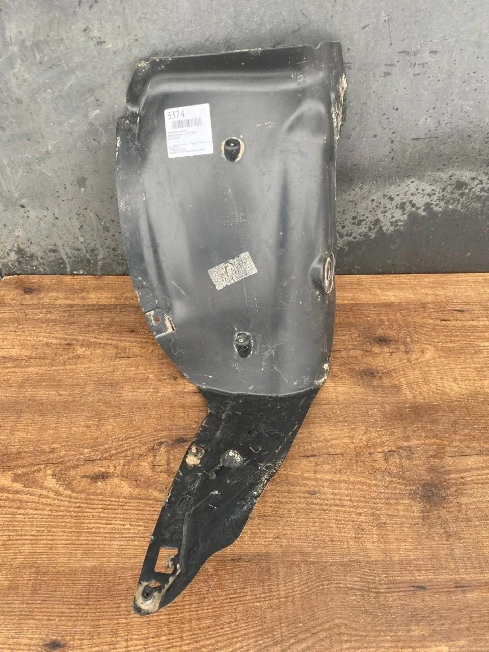 Подкрылок Renault Megane 2 2005 8200141549 LM2Y, задний левый