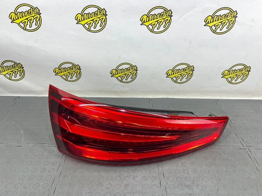 Фонарь задний левый Audi Q3 I (2011—2014)