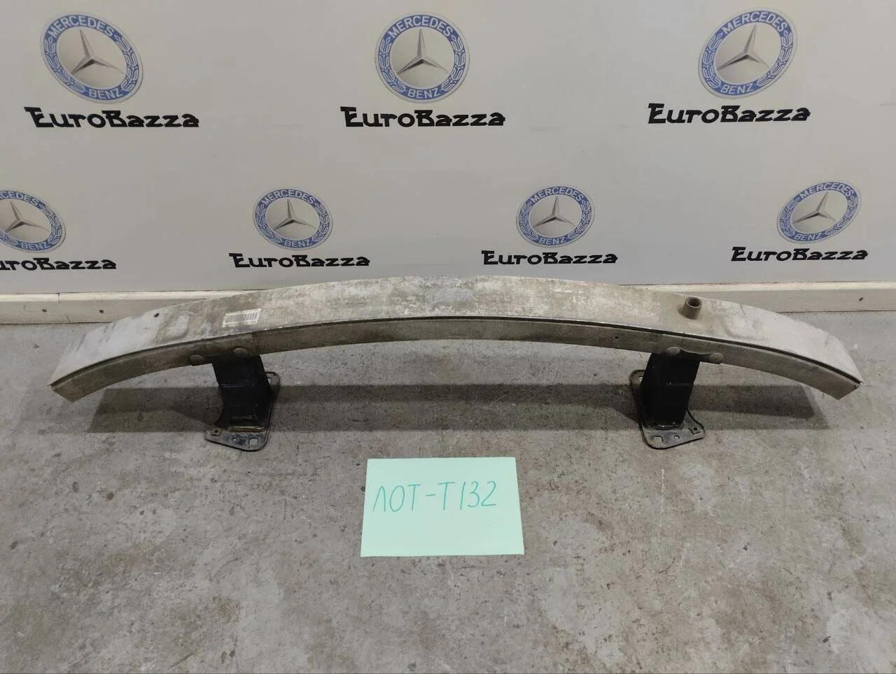 Усилитель бампера задний Mercedes W164