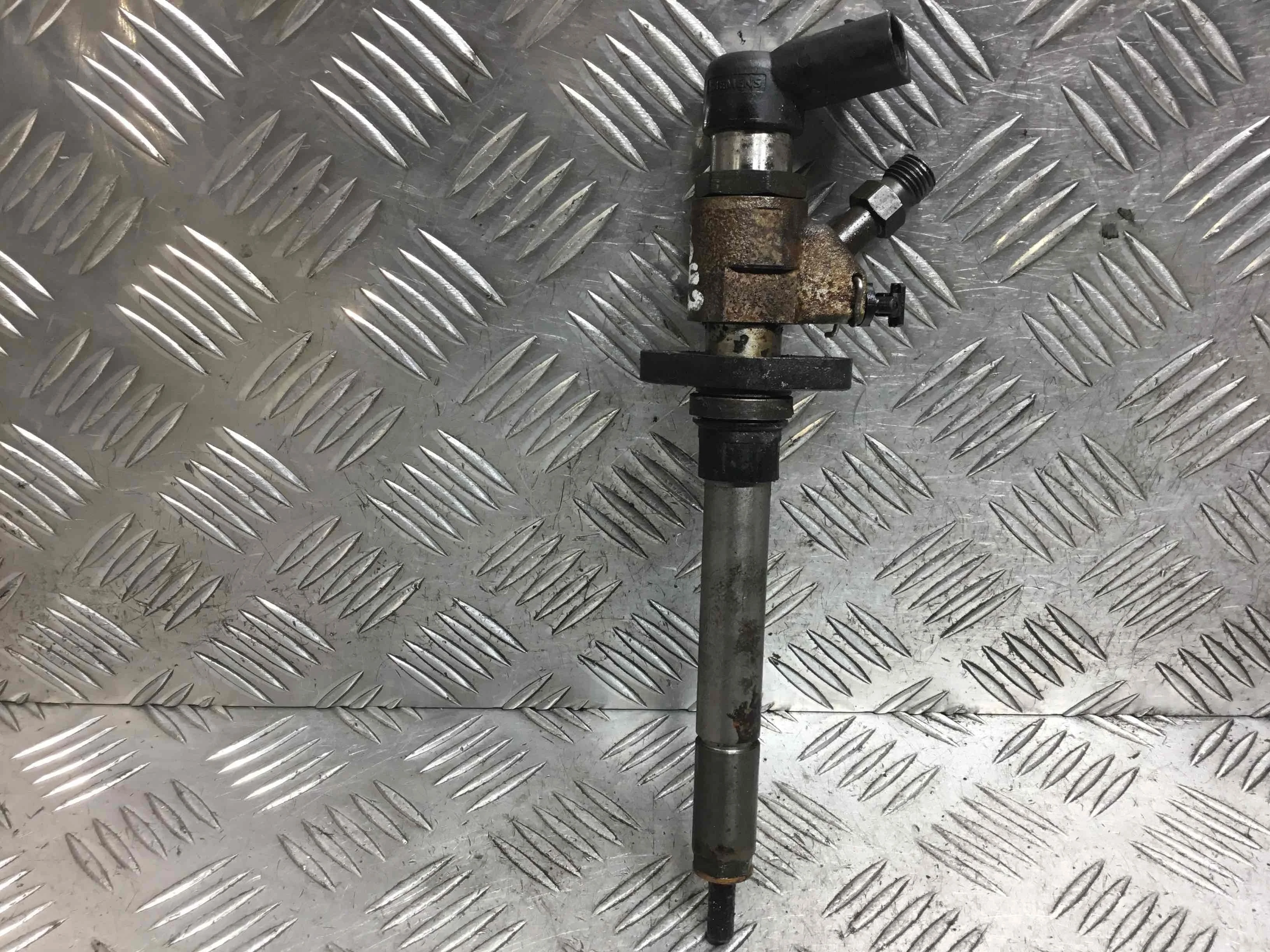 Форсунка Citroen C5 C5 I (DC,DE,RE,RC) 2001 - 2008 дизель 2.0 HDI Механика Седан