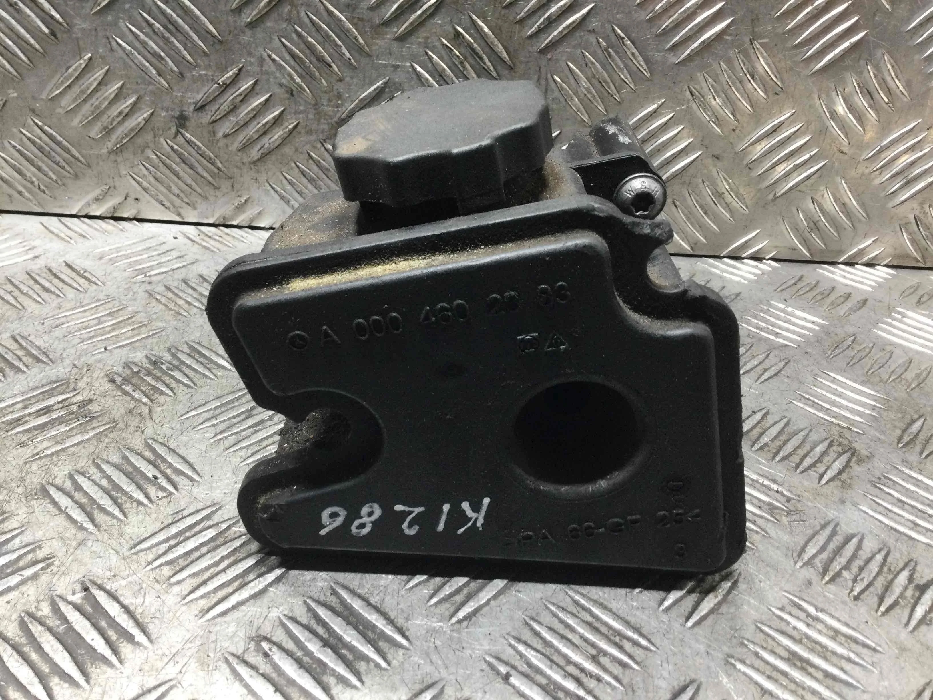 Бачок гидроусилителя Mercedes CLK W209/A209 [рестайлинг] (2005-2010) бензин 3.0 i Автомат