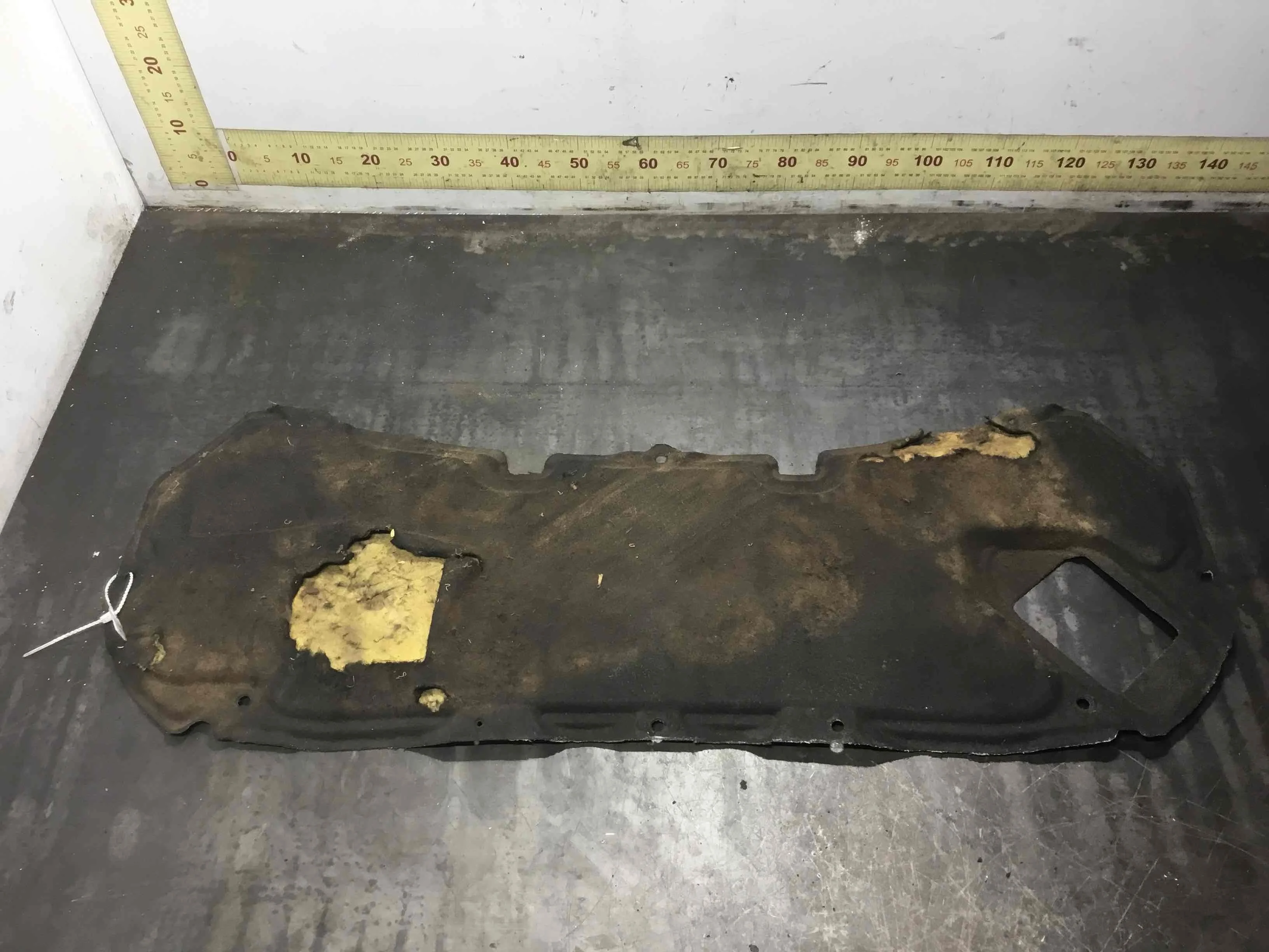 Шумоизоляция капота Nissan Primera Primera III (P12) 2001 - 2008 бензин 1.8 i Механика Седан