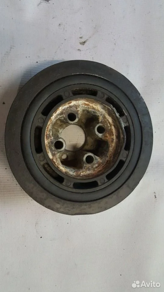 Шкив коленвала 2.0 8v 2e ady agg vw passat b3 b4 g
