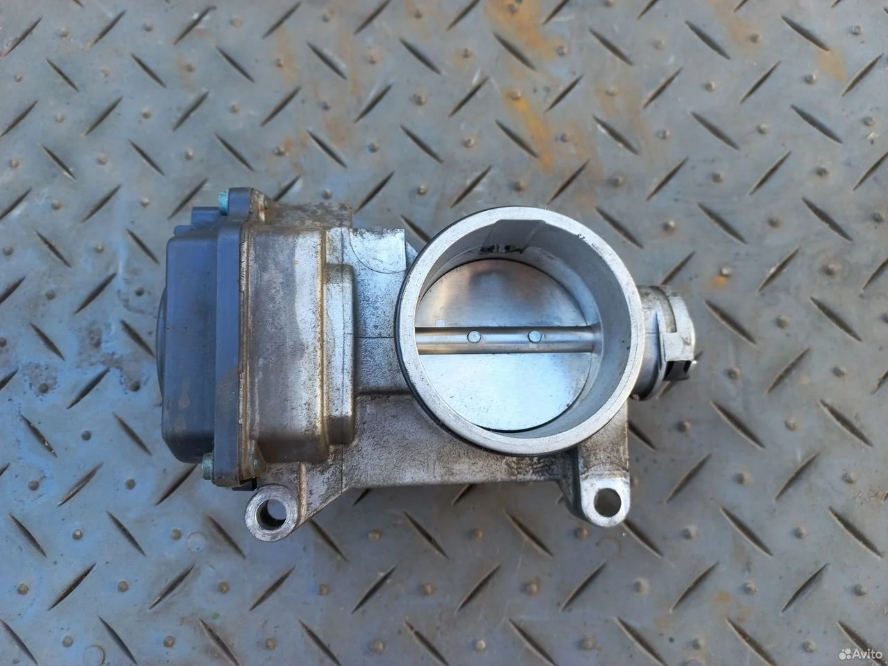 Дроссельная заслонка renault рено 8200123061