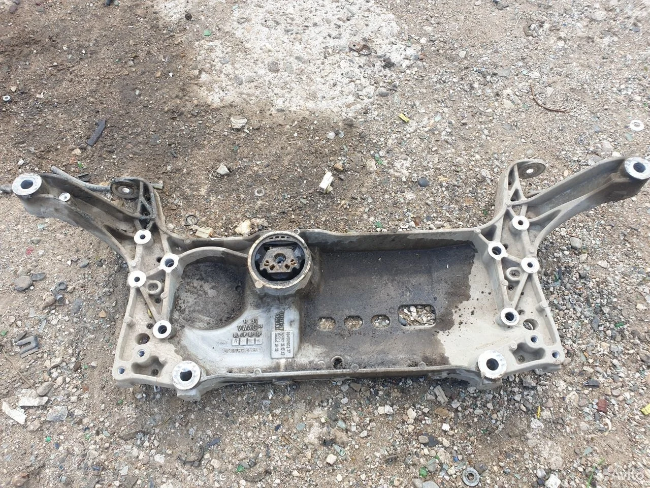 Передний подрамник балка подмоторная vw tiguan