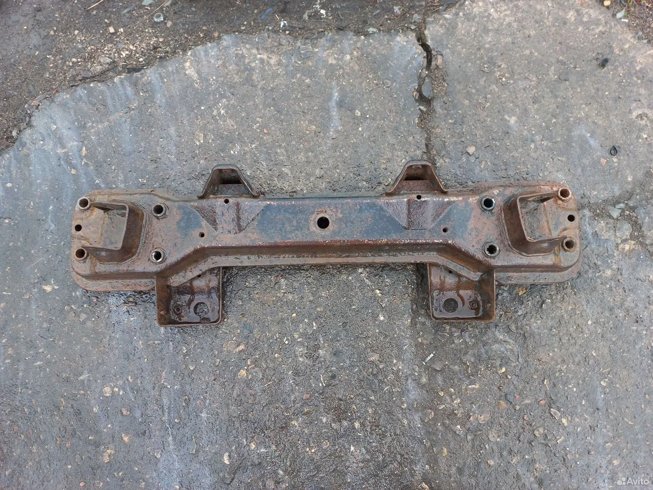 Балка подмоторная подрамник suzuki grand vitara 1