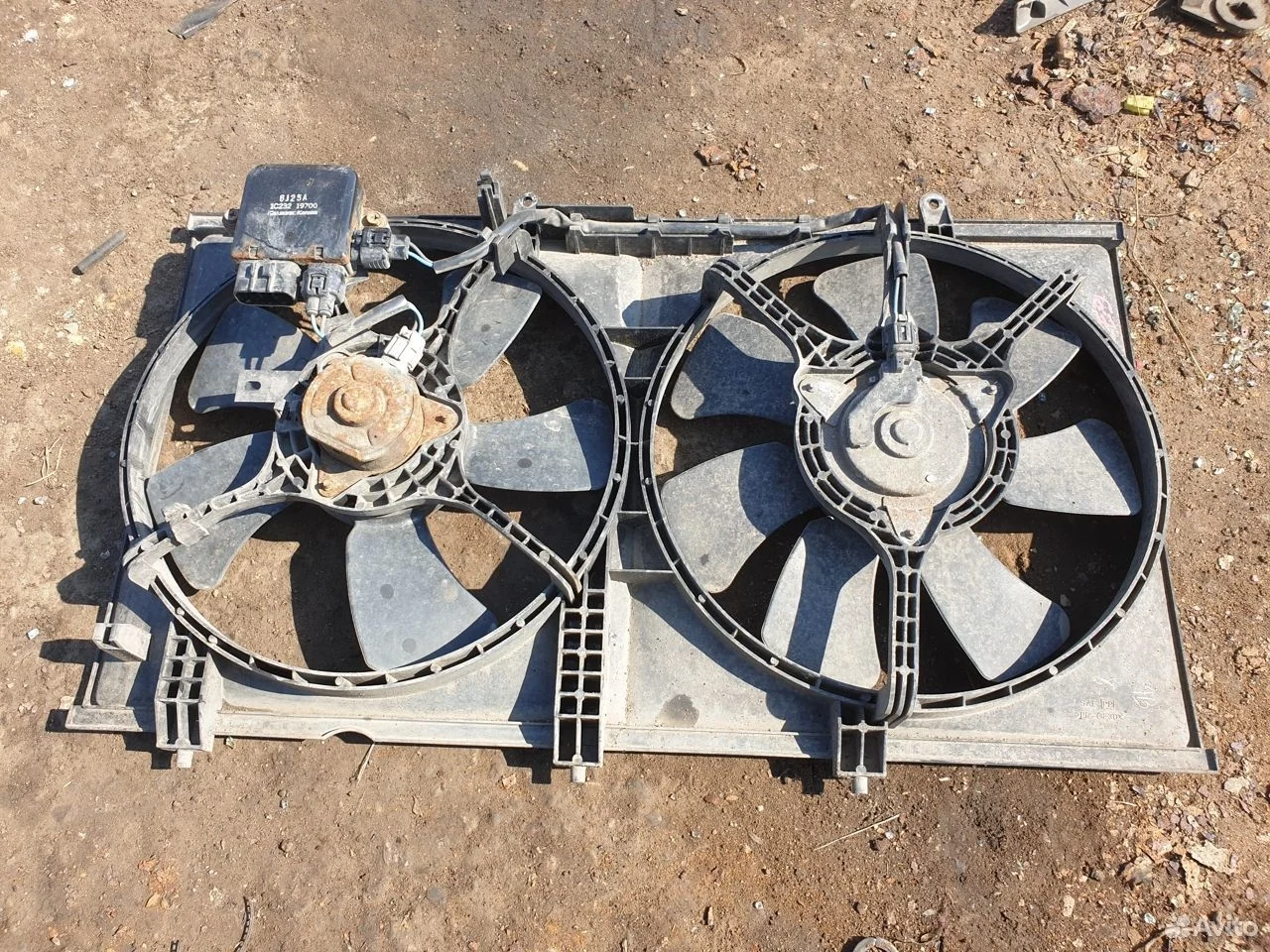 Диффузор блок вентилятора mitsubishi lancer 9