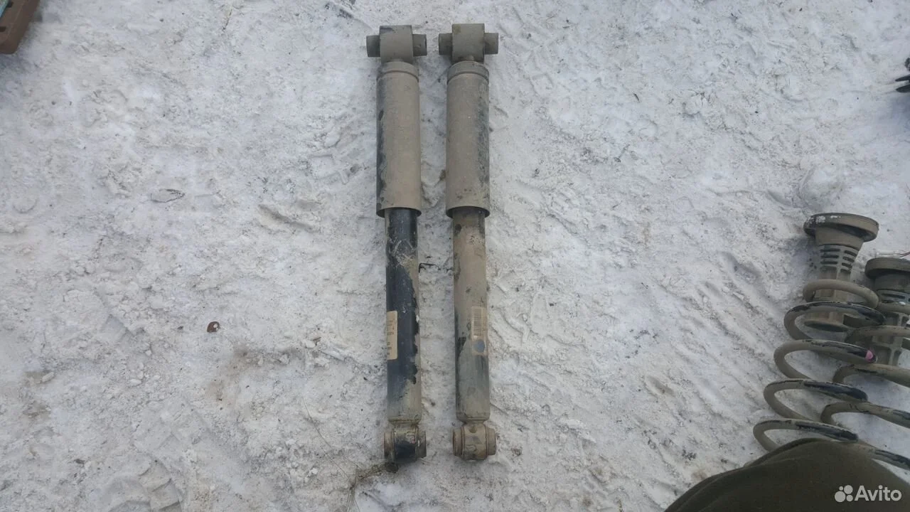 Амортизаторы задние renault megane 3 меган 3 хэтчб