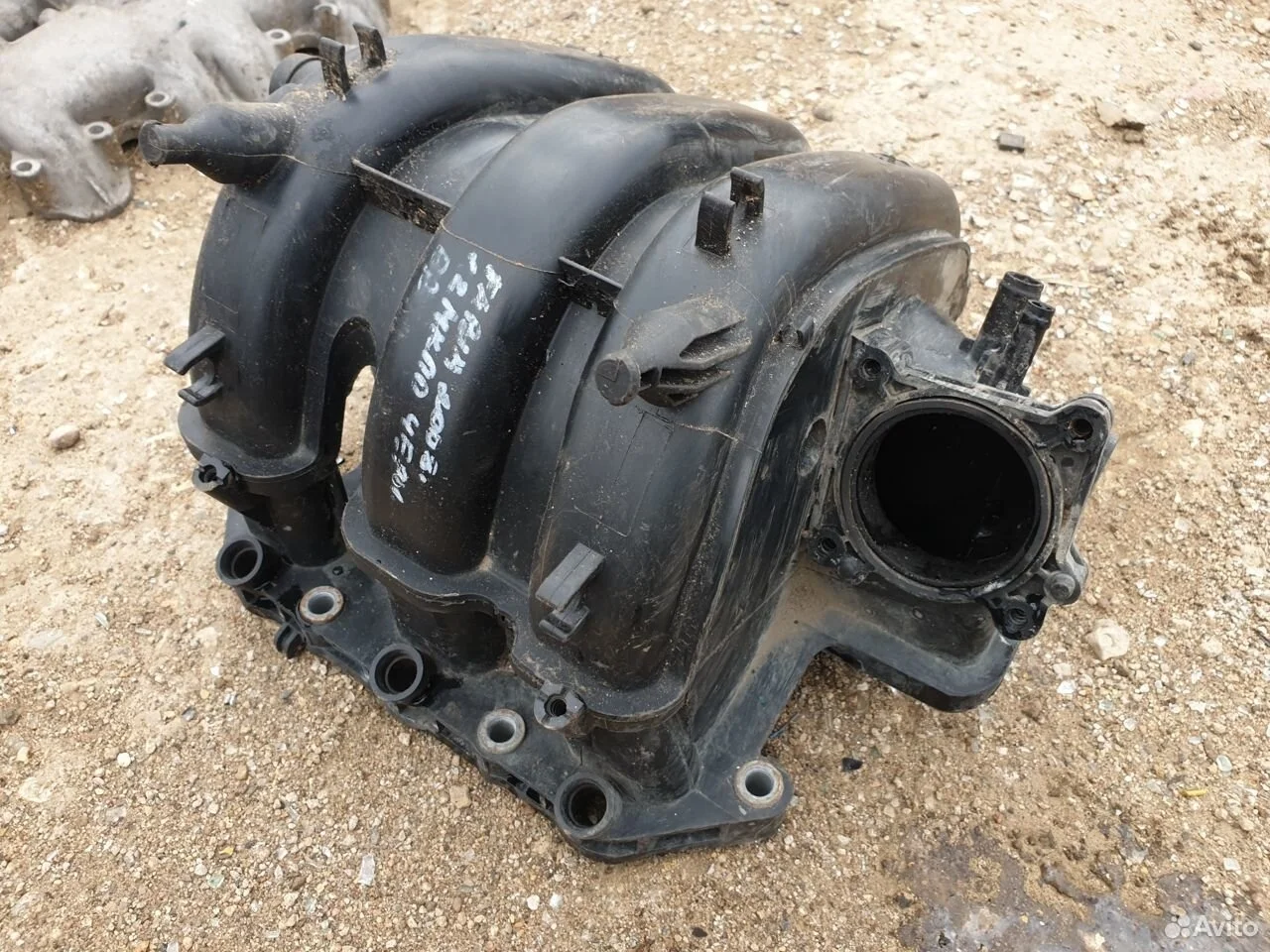 Впускной коллектор 1.2 bzg skoda fabia 2 roomster