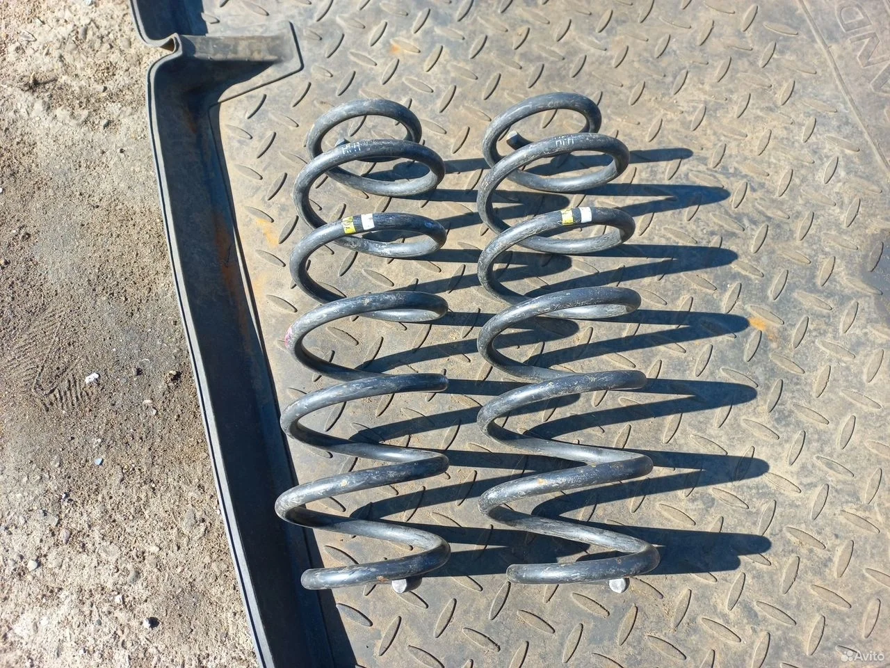 Пружины задние vw jetta v vi джетта 5 6 golf skoda